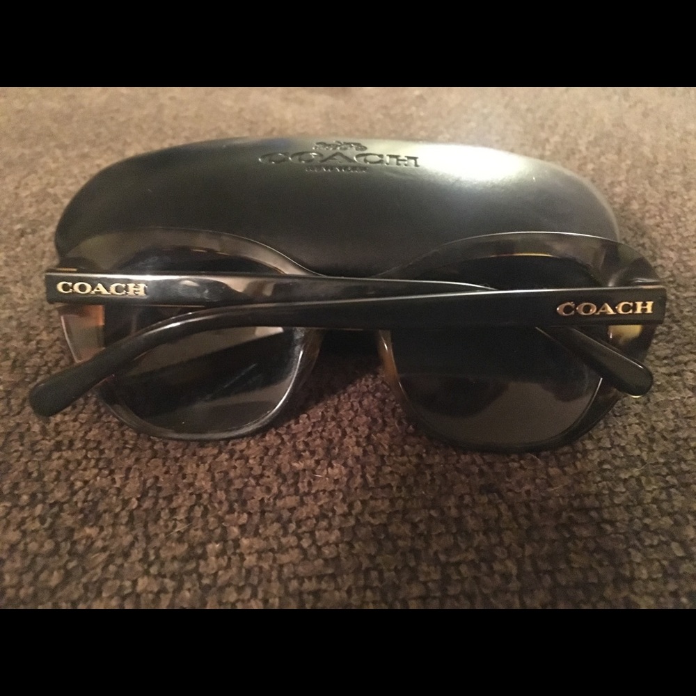 Coach sunglasses - Picture 2 of 2